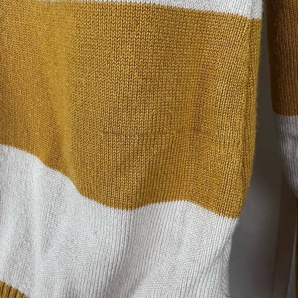 Mustard yellow and cream striped v neck sweater preppy academia collegiate med - Picture 5 of 6